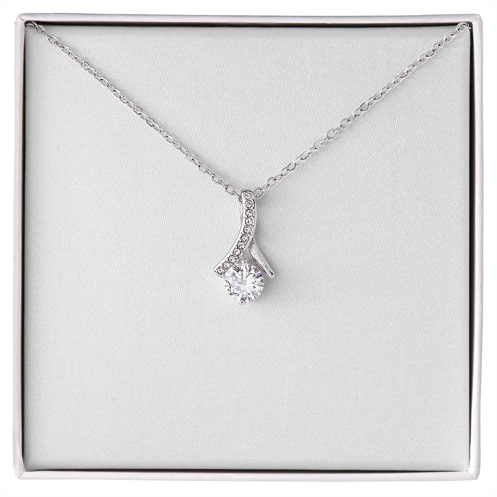 Dear Mom - The Thread Between Our Hearts - Alluring Beauty Message Card Necklace